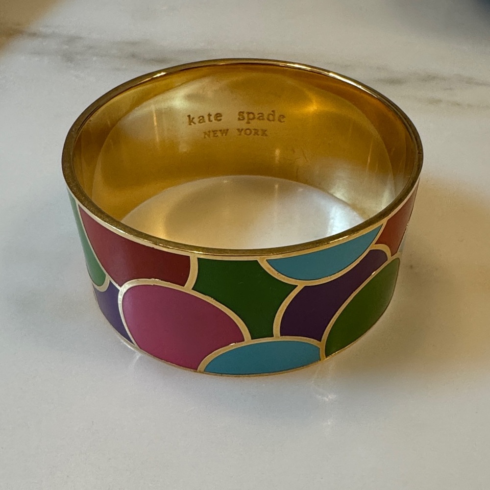 Kate Spade Mew York Minute wide idiom bangle bracelet